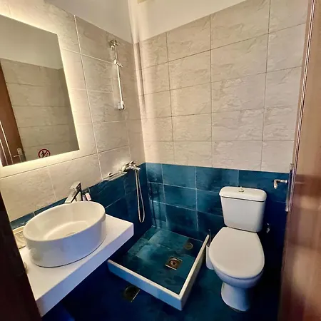 Aparthotel Vaqueros Kalafatis