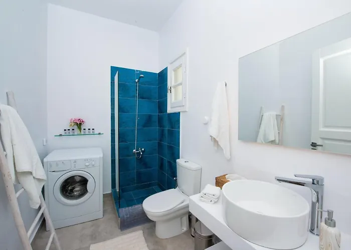 Vaqueros Aparthotel Kalafatis