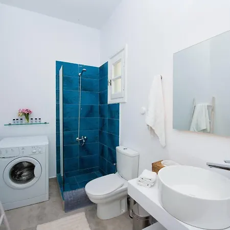 Vaqueros Aparthotel Kalafatis